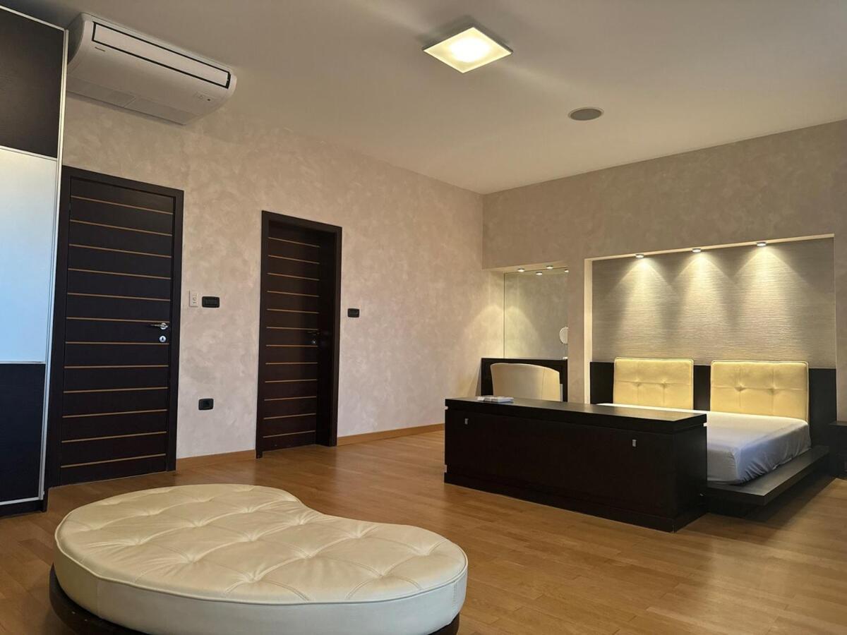 Spacious Luxury Close To Marinela *